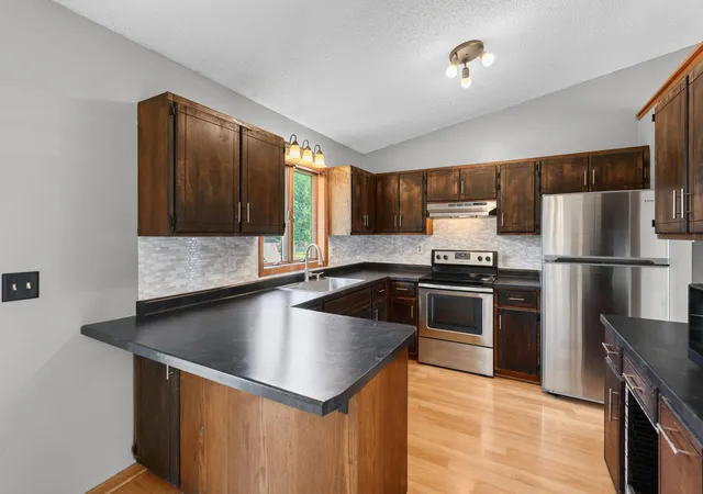 5th image of 1232 Cypress Rd, Saint Cloud, MN 56303 | MLS# 7126879