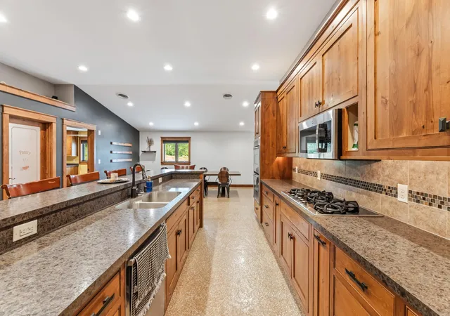 Single family home for sale at 6752 State 44, Caledonia, MN 55921 | MLS# 7126883 | Listing updated on 2026-08-14
