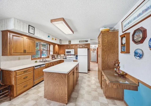 Photo 4 of Sale Pending at 310 Lincoln St, Young America, MN 55397 | MLS# 7126922 | Listing updated on 2026-09-02