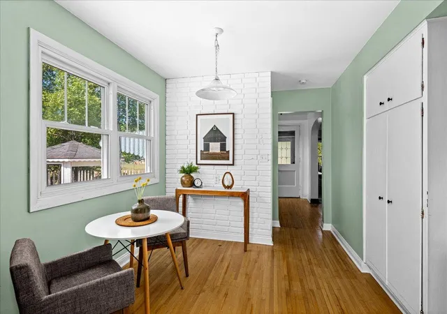 3rd image of 824 E 11th Street, Duluth, MN 55805 | MLS# 7126926