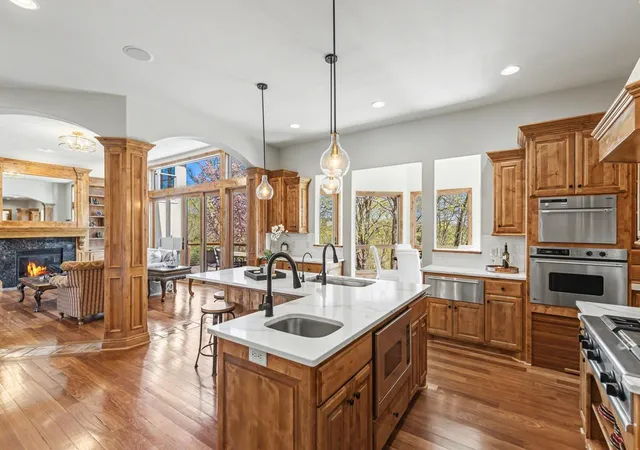 5th image of 19043 Vogel Farm Trl, Eden Prairie, MN 55347 | MLS# 7126943