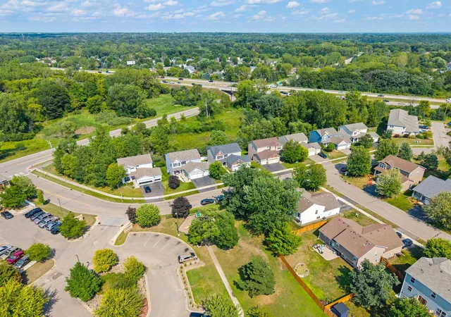 4th image of 4971 Hamlet Ave N, Saint Paul, MN 55128 | MLS# 7126959
