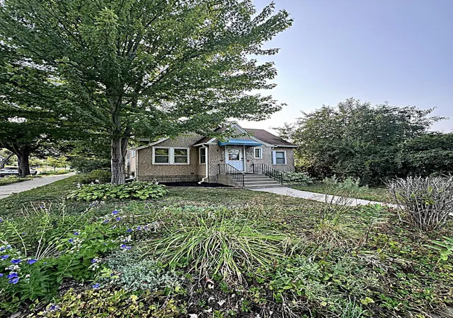 Listing Photo 4 - Condo for sale in building located at 3852 Standish Ave, Minneapolis, MN 55407