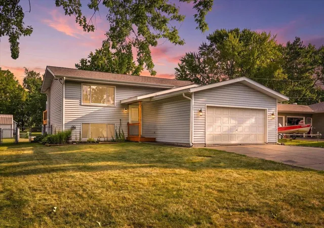 Photo 3 of Sale Pending at 205 W Elm St, Roberts, WI 54023 | MLS# 7126979 | Listing updated on 2026-10-06