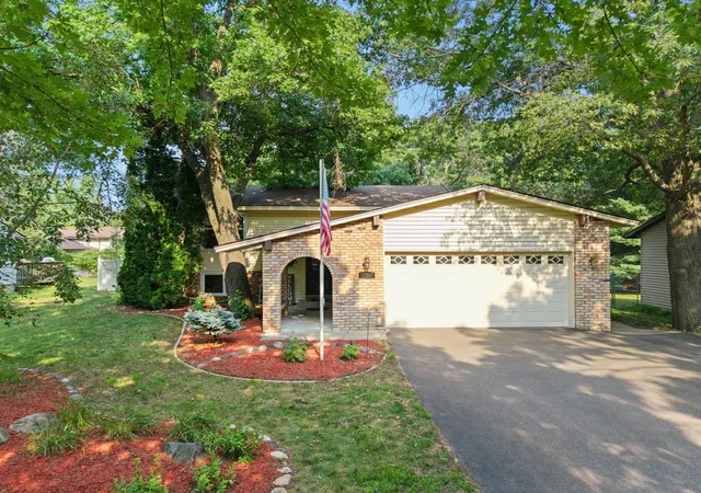 1st image of 11547 Flintwood St Nw, Minneapolis, MN 55448 | MLS# 7126994