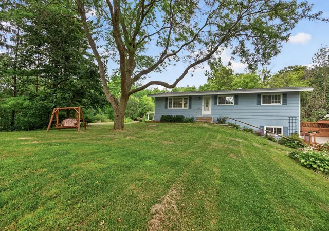 Single family home for sale at 25851 Skyline Cir, Elko New Market, MN 55020 | MLS# 7126996