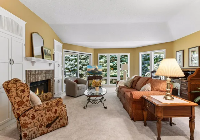 2nd image of 1774 Green Crest Dr, Victoria, MN 55386 | MLS# 7126999