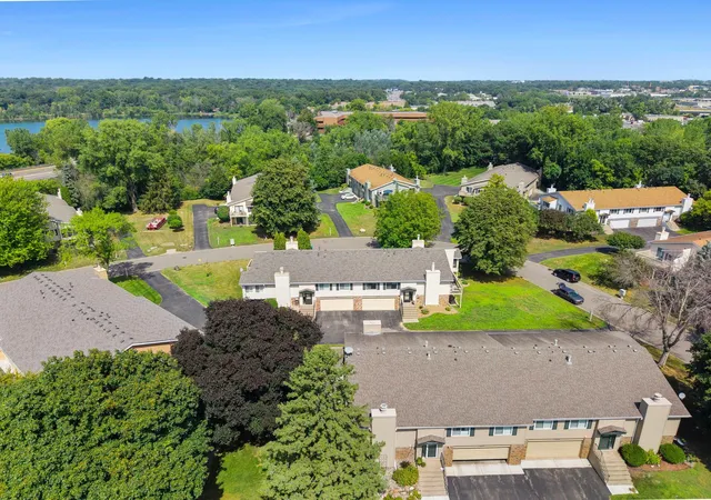 5th image of 5332 Beachside Dr, Hopkins, MN 55343 | MLS# 7127000