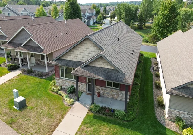 2nd image of 206 W Cemetery Rd, River Falls, WI 54022 | MLS# 7127002