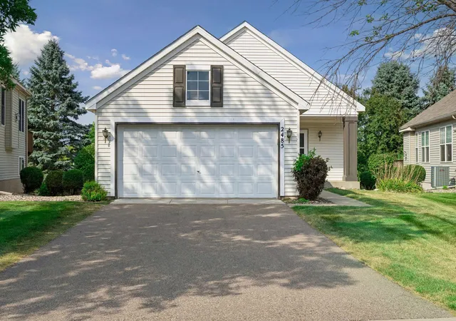image of 2485 Prairie Oak Trl, Woodbury, MN 55125 | MLS# 7127016
