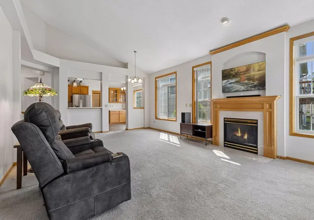 image of 2485 Prairie Oak Trl, Woodbury, MN 55125 | MLS# 7127016
