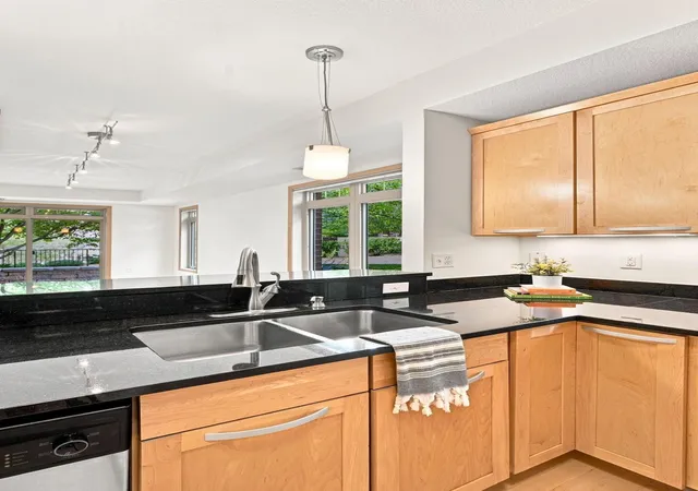 3rd image of 3251 Louisiana Ave S #111, Minneapolis, MN 55426 | MLS# 7127022