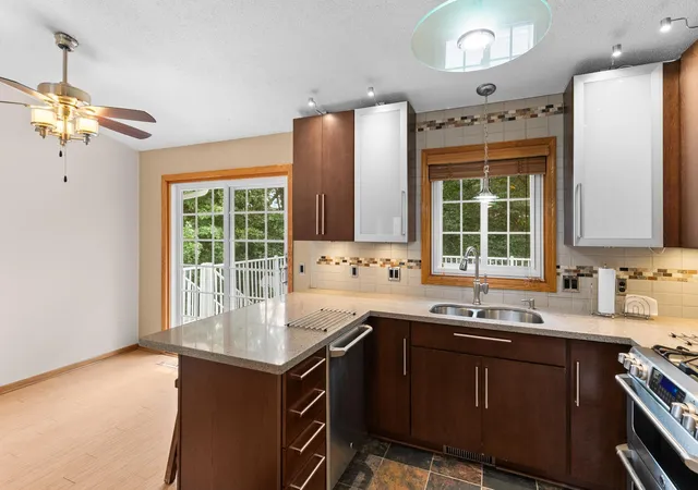 5th image of 3111 Joyce Ct, Saint Paul, MN 55121 | MLS# 7127044