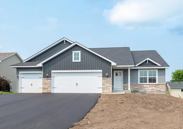 Photo 3 of Sale Pending at 1223 Olivia St Se, New Prague, MN 56071 | MLS# 7127057 | Listing updated on 2026-08-31