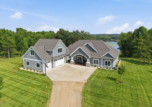 Photo 3 of Single family home for sale at 8382 198th Avenue Ne, New London, MN 56273 | MLS# 7127063 | Listing updated on 2026-09-30