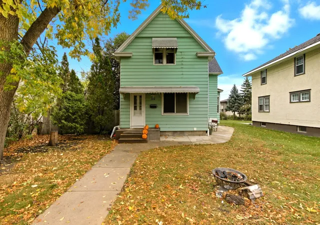 2nd image of 1210 6th Ave S, Saint Cloud, MN 56301 | MLS# 7127083