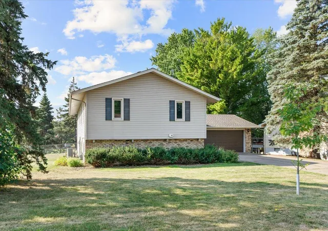 Photo 1 of Sale Pending at 7901 37th Ave N, New Hope, MN 55427 | MLS# 7127084 | Listing updated on 2026-09-07