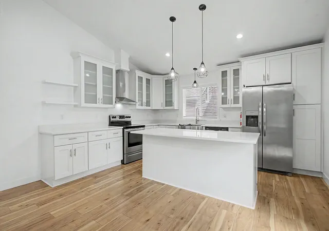 1st image of 953 Wilson Ave, Saint Paul, MN 55106 | MLS# 7127099