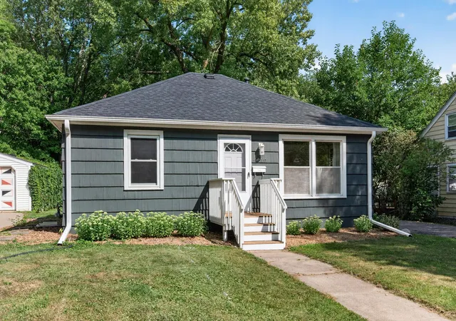 1st image of 4619 Ivanhoe Pl, Minneapolis, MN 55421 | MLS# 7127105