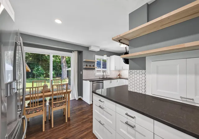 5th image of 4619 Ivanhoe Pl, Minneapolis, MN 55421 | MLS# 7127105
