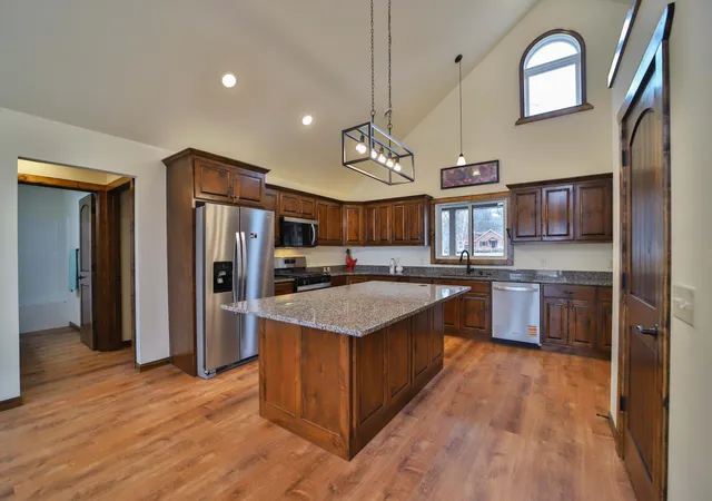 3rd image of 13728 Memorywood Dr, Baxter, MN 56425 | MLS# 7127108