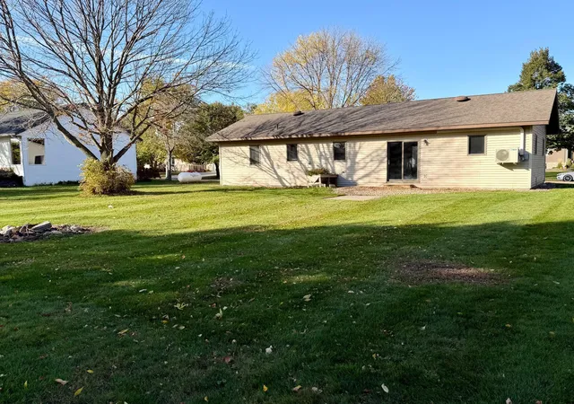 Photo 3 of Single family home for sale at 503 7th Street S, Raymond, MN 56282 | MLS# 7127110 | Listing updated on 2026-10-19