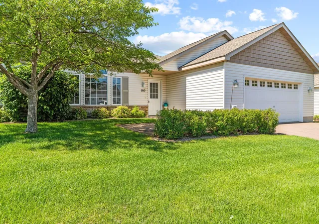 2nd image of 105 Bridgewater Trl, Hudson, WI 54016 | MLS# 7127115