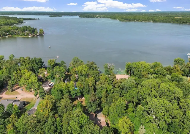 Photo 2 of Single family home for sale at 9840 Pine Shrs Dr, Pine City, MN 55063 | MLS# 7127129 | Listing updated on 2026-09-23