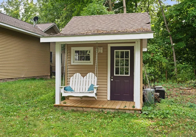 Photo 4 of Single family home for sale at 9840 Pine Shrs Dr, Pine City, MN 55063 | MLS# 7127129 | Listing updated on 2026-09-23