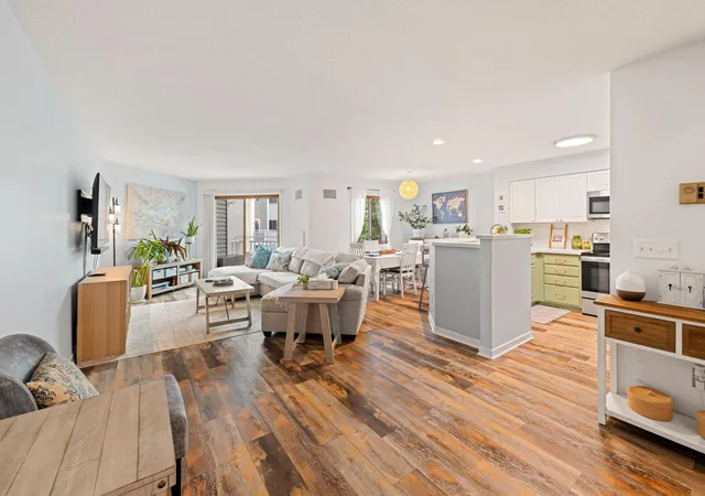 Photo 1 of Condo for sale at 1392 Carling Dr #305, Saint Paul, MN 55108 | MLS# 7127132 | Listing updated on 2026-09-15