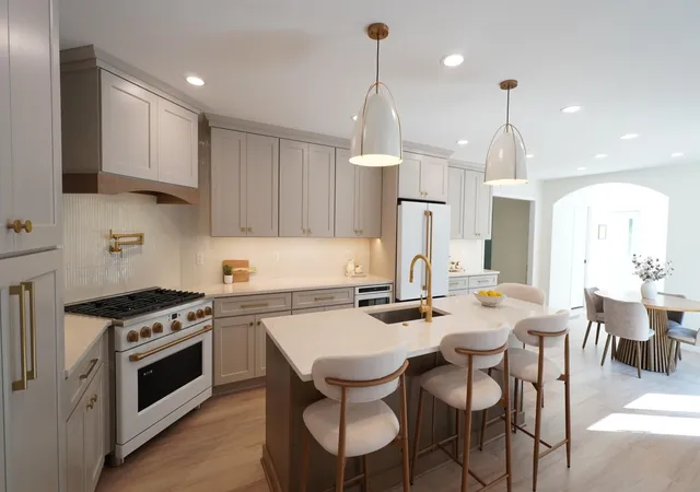 2nd image of 10725 Purdey Rd, Eden Prairie, MN 55347 | MLS# 7127141
