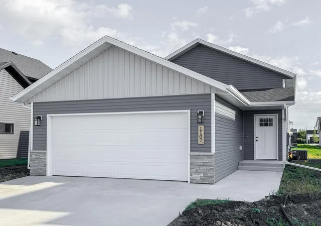 1st image of 1843 19th St N, Wahpeton, ND 58075 | MLS# 7127160