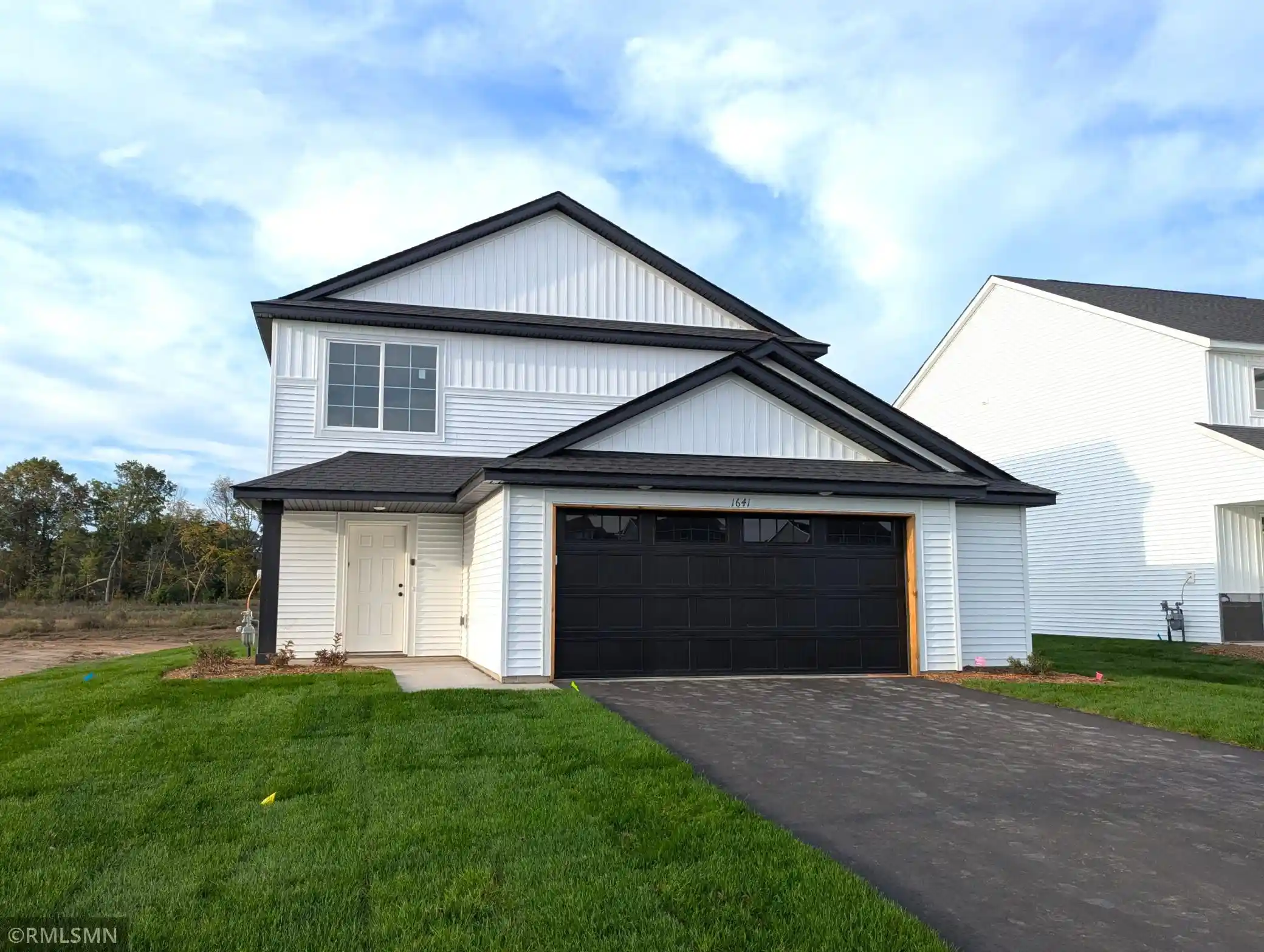 Photo 1 of Single family home for sale at 1641 191nd Avenue Ne, Cedar, MN 55011 | MLS# 7127172 | Listing updated on 2026-10-08
