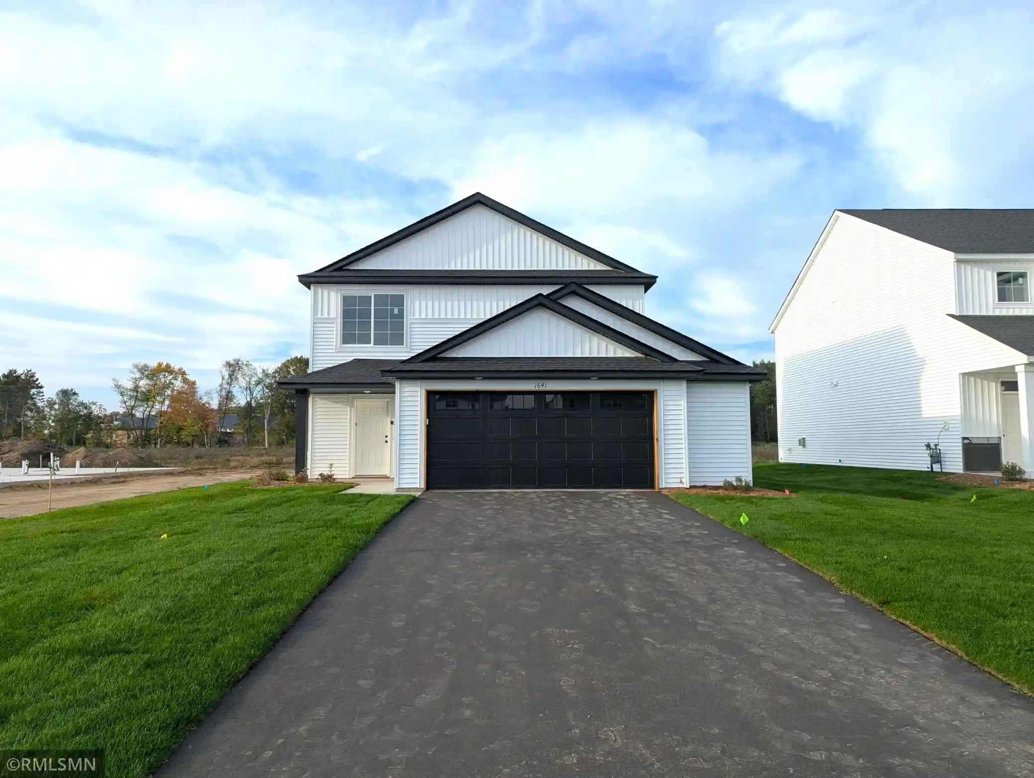 Photo 2 of Single family home for sale at 1641 191nd Avenue Ne, Cedar, MN 55011 | MLS# 7127172 | Listing updated on 2026-10-08