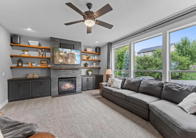 Photo 4 of Sale Pending at 921 Bridle Crk Dr, Jordan, MN 55352 | MLS# 7127190 | Listing updated on 2026-09-24