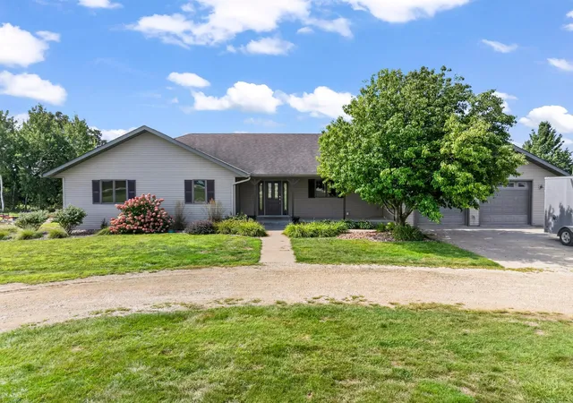 Photo 1 of Single family home for sale at 53167 170th Avenue, West Concord, MN 55985 | MLS# 7127196 | Listing updated on 2026-09-16