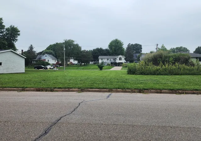 Photo 3 of Land for sale at 406 Church Ave, Saint Charles, MN 55972 | MLS# 7127198 | Listing updated on 2026-10-02