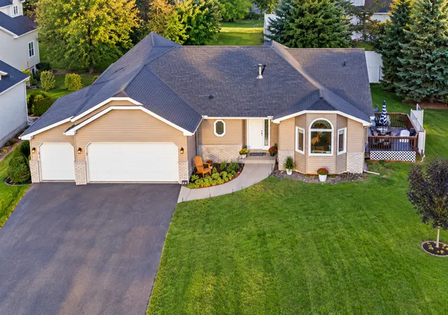 Photo 1 of Sale Pending at 11561 Butternut St Nw, Minneapolis, MN 55448 | MLS# 7127206 | Listing updated on 2026-09-28