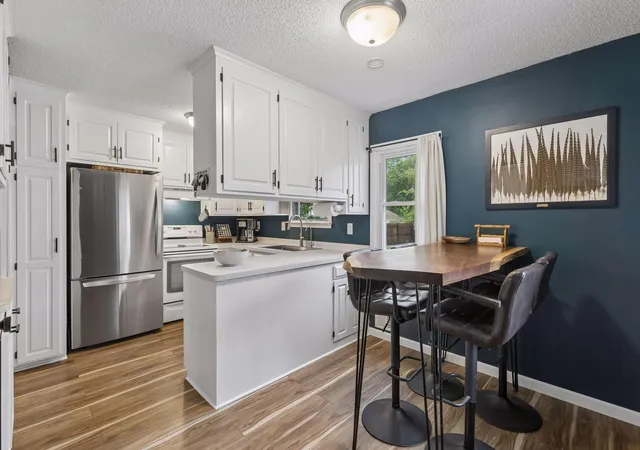 3rd image of 6 Pine Dr, Circle Pines, MN 55014 | MLS# 7127256