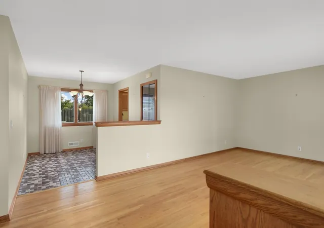 Photo 3 of Single family home for sale at 610 57th Avenue NE, Minneapolis, MN 55432 | MLS# 7127259 | Listing updated on 2026-08-28