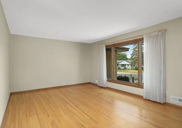 Photo 4 of Single family home for sale at 610 57th Avenue NE, Minneapolis, MN 55432 | MLS# 7127259 | Listing updated on 2026-08-28