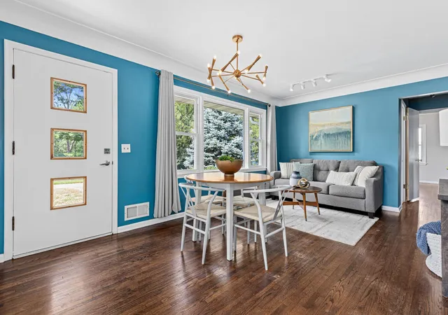 Photo 3 of Single family home for sale at 4425 Crawford Rd, Minnetonka, MN 55343 | MLS# 7127268 | Listing updated on 2026-08-28