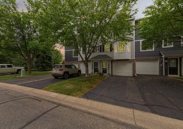Photo 1 of Single family home for sale at 15549 Flyboat Ln #63, Saint Paul, MN 55124 | MLS# 7127292 | Listing updated on 2026-10-01