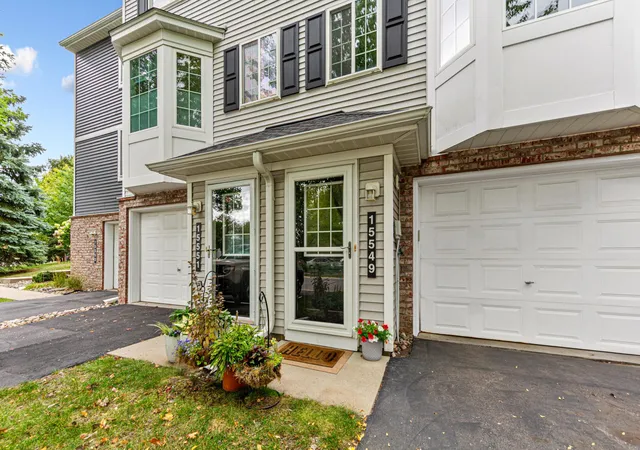 Photo 3 of Single family home for sale at 15549 Flyboat Ln #63, Saint Paul, MN 55124 | MLS# 7127292 | Listing updated on 2026-10-01