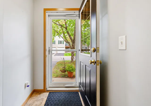Photo 4 of Single family home for sale at 15549 Flyboat Ln #63, Saint Paul, MN 55124 | MLS# 7127292 | Listing updated on 2026-10-01