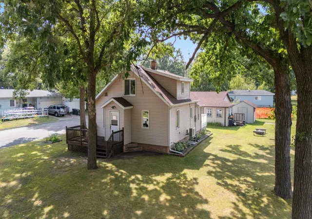 1st image of 712 4th Ave Sw, Little Falls, MN 56345 | MLS# 7127295