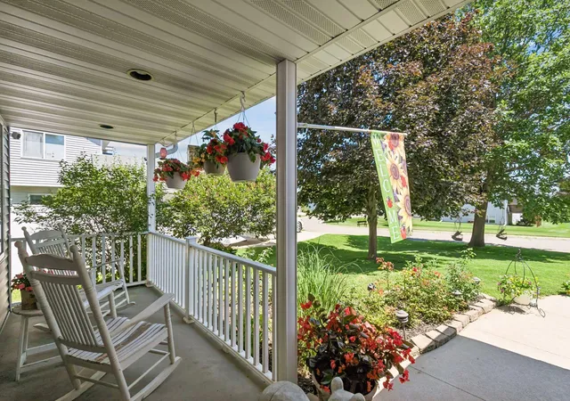 1st image of 821 Lancer Dr Ne, Owatonna, MN 55060 | MLS# 7127310
