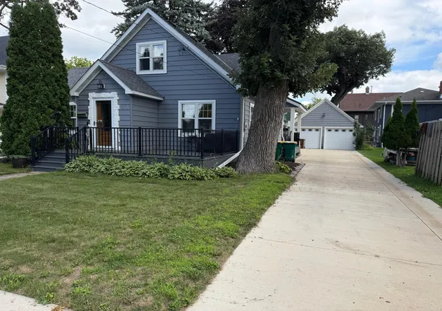 1st image of 610 Park Ave, Albert Lea, MN 56007 | MLS# 7127353
