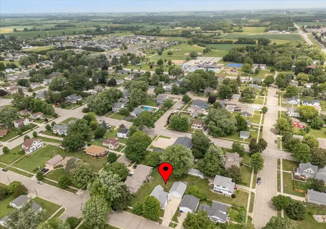 Photo 2 of Sale Pending at 105 4th Street Nw, Kasson, MN 55944 | MLS# 7127371 | Listing updated on 2026-08-26