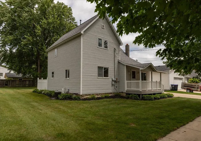 Photo 3 of Sale Pending at 105 4th Street Nw, Kasson, MN 55944 | MLS# 7127371 | Listing updated on 2026-08-26